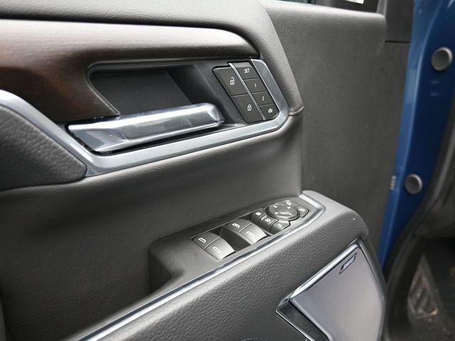 2025 GMC Sierra 2500HD 4WD Crew Cab Standard Bed Denali