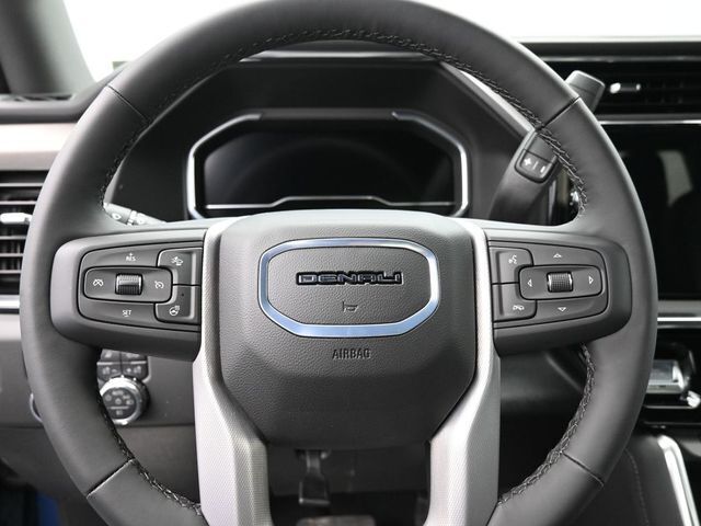 2025 GMC Sierra 2500HD 4WD Crew Cab Standard Bed Denali
