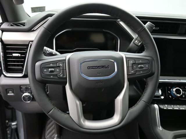2025 GMC Sierra 2500HD 4WD Crew Cab Standard Bed Denali