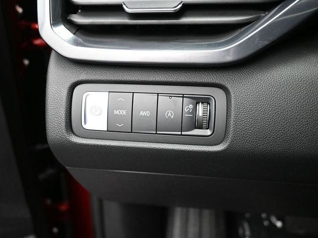 2026 GMC Acadia AWD AT4