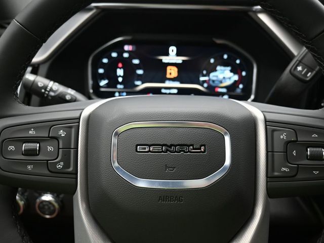 2025 GMC Sierra 2500HD 4WD Crew Cab Standard Bed Denali