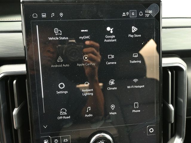 2026 GMC Acadia AWD AT4