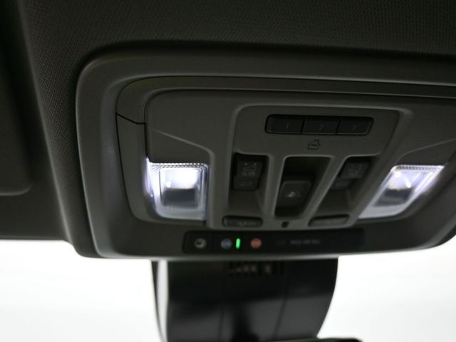 2025 GMC Sierra 2500HD 4WD Crew Cab Standard Bed Denali