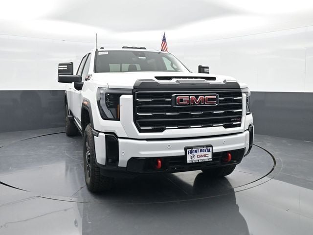 2025 GMC Sierra 2500HD 4WD Crew Cab Standard Bed AT4