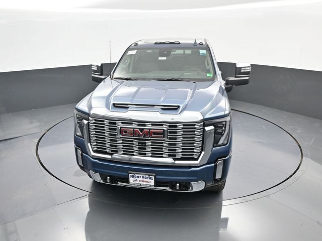 2025 GMC Sierra 2500HD 4WD Crew Cab Standard Bed Denali