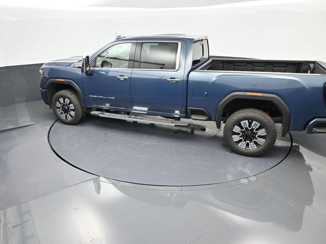 2025 GMC Sierra 2500HD 4WD Crew Cab Standard Bed Denali