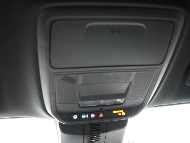 2026 GMC Acadia AWD AT4
