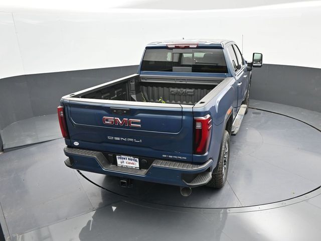 2025 GMC Sierra 2500HD 4WD Crew Cab Standard Bed Denali