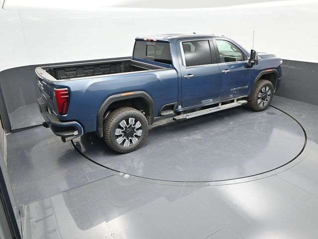 2025 GMC Sierra 2500HD 4WD Crew Cab Standard Bed Denali