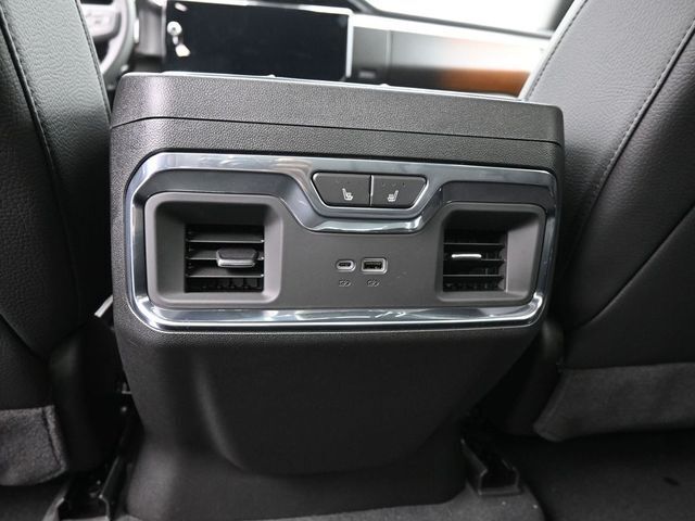 2025 GMC Sierra 2500HD 4WD Crew Cab Standard Bed Denali