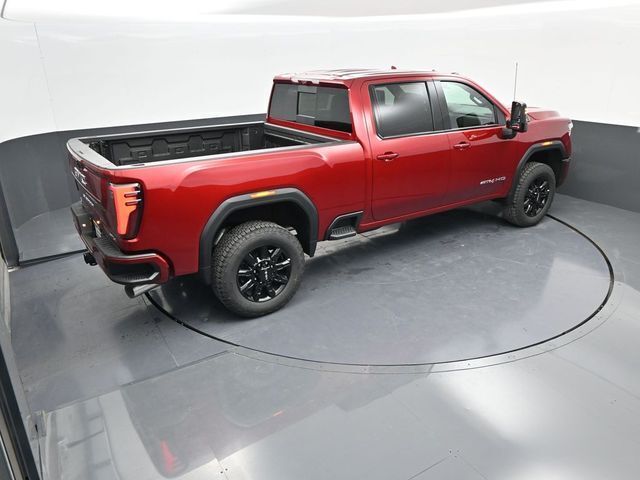2025 GMC Sierra 2500HD 4WD Crew Cab Standard Bed AT4
