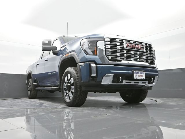 2025 GMC Sierra 2500HD 4WD Crew Cab Standard Bed Denali