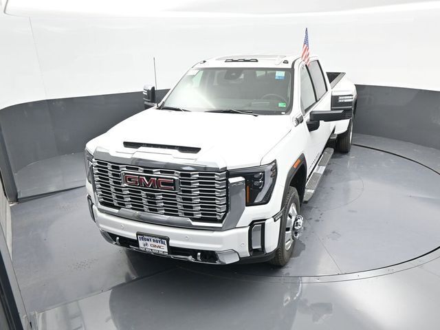 2025 GMC Sierra 3500HD 4WD Crew Cab Long Bed Denali