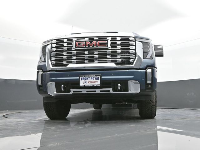 2025 GMC Sierra 2500HD 4WD Crew Cab Standard Bed Denali
