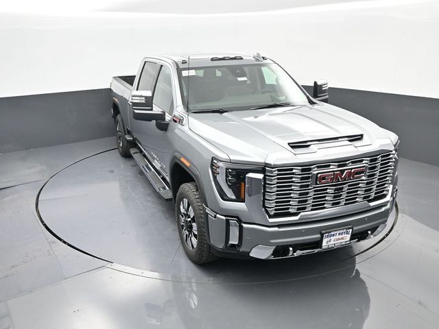 2025 GMC Sierra 2500HD 4WD Crew Cab Standard Bed Denali