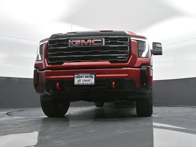 2025 GMC Sierra 2500HD 4WD Crew Cab Standard Bed AT4