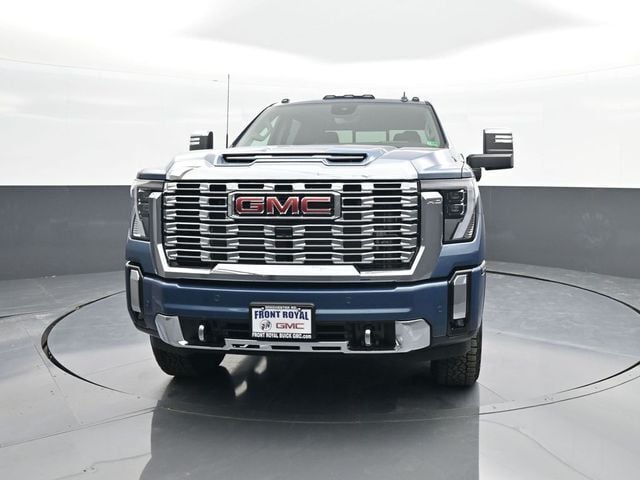 2025 GMC Sierra 2500HD 4WD Crew Cab Standard Bed Denali