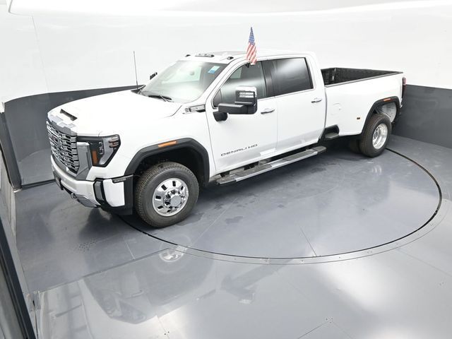 2025 GMC Sierra 3500HD 4WD Crew Cab Long Bed Denali
