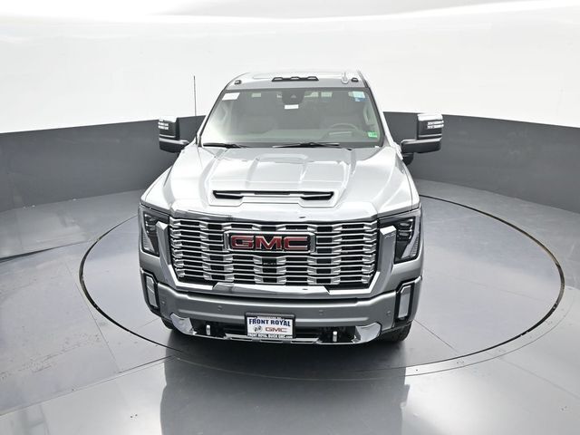 2025 GMC Sierra 2500HD 4WD Crew Cab Standard Bed Denali