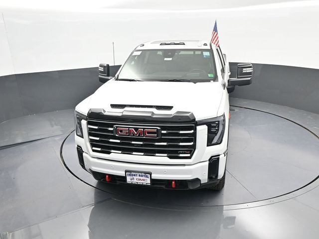 2025 GMC Sierra 2500HD 4WD Crew Cab Standard Bed AT4