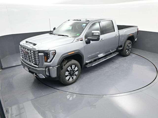 2025 GMC Sierra 2500HD 4WD Crew Cab Standard Bed Denali