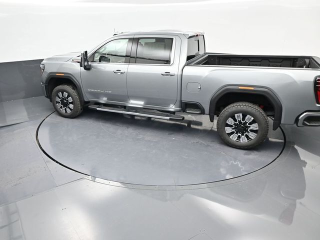 2025 GMC Sierra 2500HD 4WD Crew Cab Standard Bed Denali