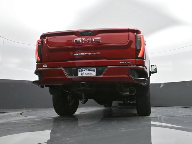 2025 GMC Sierra 2500HD 4WD Crew Cab Standard Bed AT4