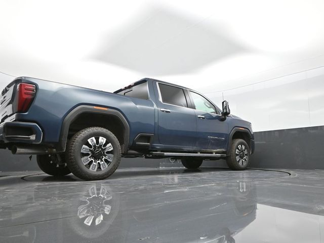 2025 GMC Sierra 2500HD 4WD Crew Cab Standard Bed Denali