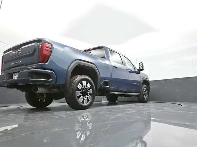 2025 GMC Sierra 2500HD 4WD Crew Cab Standard Bed Denali