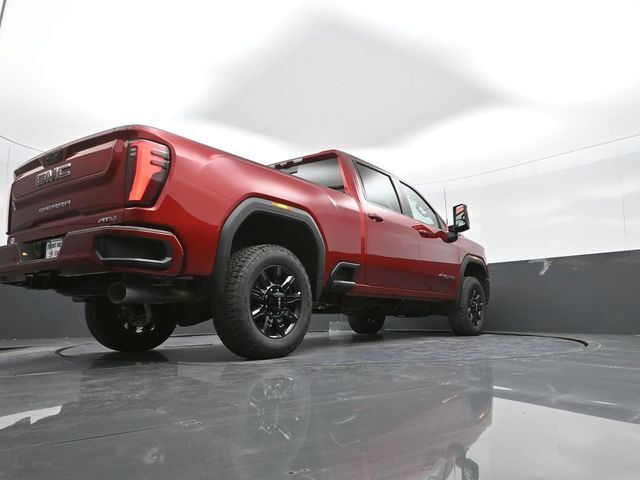 2025 GMC Sierra 2500HD 4WD Crew Cab Standard Bed AT4