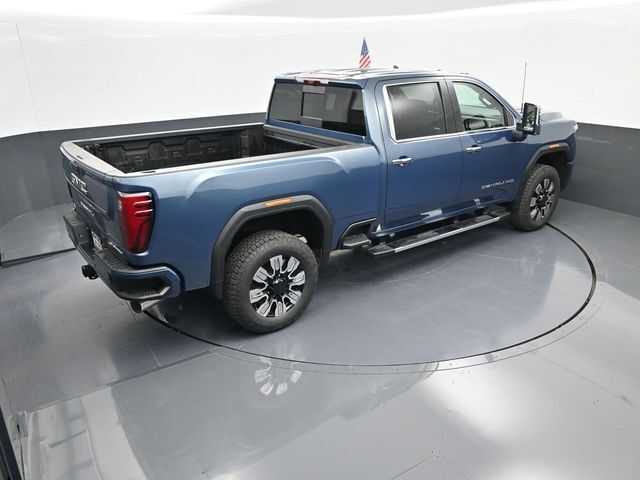 2025 GMC Sierra 2500HD 4WD Crew Cab Standard Bed Denali