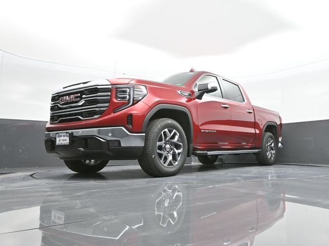2025 GMC Sierra 1500 4WD Crew Cab Short Box SLT