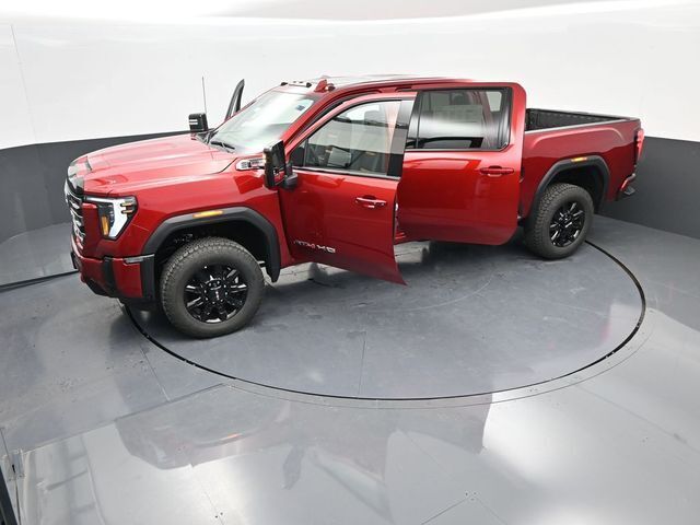 2025 GMC Sierra 2500HD 4WD Crew Cab Standard Bed AT4