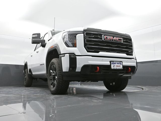 2025 GMC Sierra 2500HD 4WD Crew Cab Standard Bed AT4