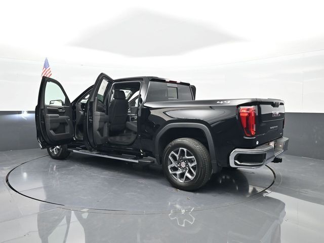 2025 GMC Sierra 1500 4WD Crew Cab Short Box SLT