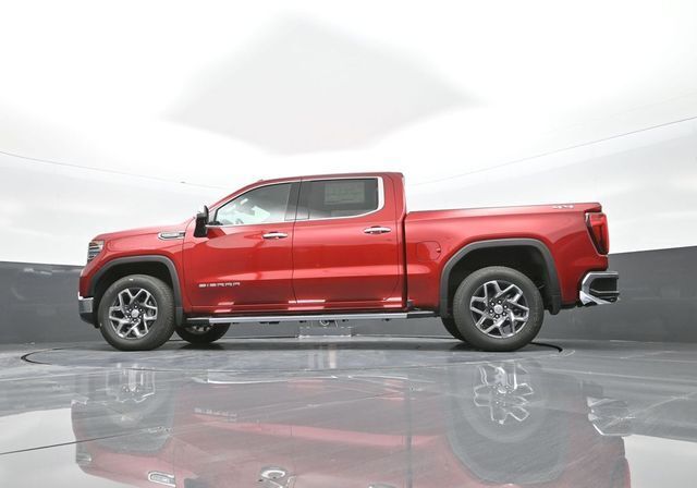2025 GMC Sierra 1500 4WD Crew Cab Short Box SLT