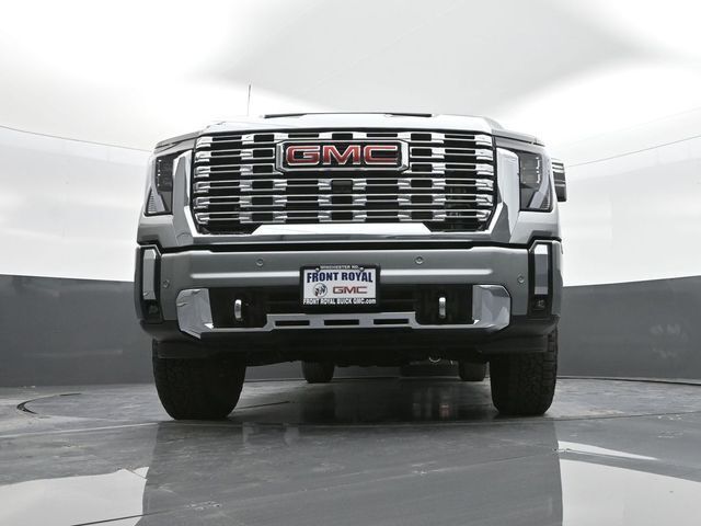 2025 GMC Sierra 2500HD 4WD Crew Cab Standard Bed Denali