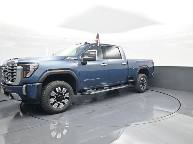2025 GMC Sierra 2500HD 4WD Crew Cab Standard Bed Denali