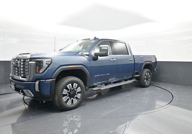 2025 GMC Sierra 2500HD 4WD Crew Cab Standard Bed Denali