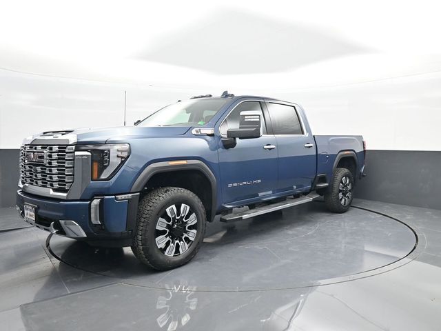 2025 GMC Sierra 2500HD 4WD Crew Cab Standard Bed Denali