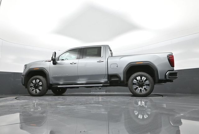 2025 GMC Sierra 2500HD 4WD Crew Cab Standard Bed Denali