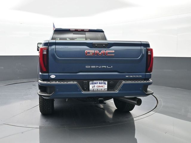 2025 GMC Sierra 2500HD 4WD Crew Cab Standard Bed Denali