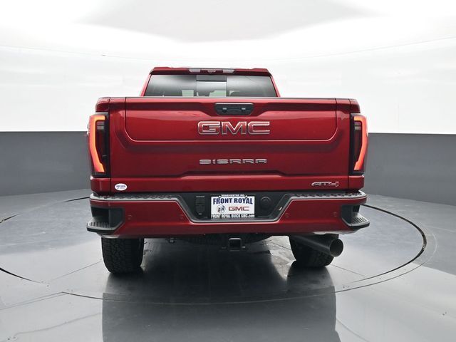 2025 GMC Sierra 2500HD 4WD Crew Cab Standard Bed AT4