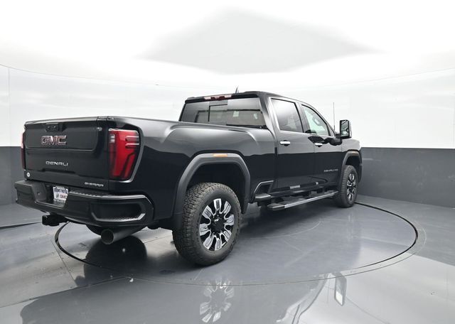 2025 GMC Sierra 2500HD 4WD Crew Cab Standard Bed Denali