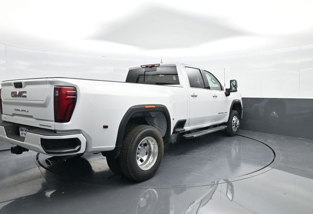 2025 GMC Sierra 3500HD 4WD Crew Cab Long Bed Denali
