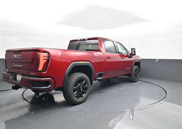 2025 GMC Sierra 2500HD 4WD Crew Cab Standard Bed AT4