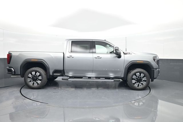 2025 GMC Sierra 2500HD 4WD Crew Cab Standard Bed Denali