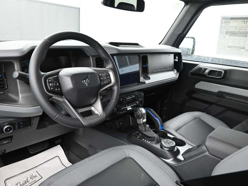 2024 Ford Bronco Black Diamond