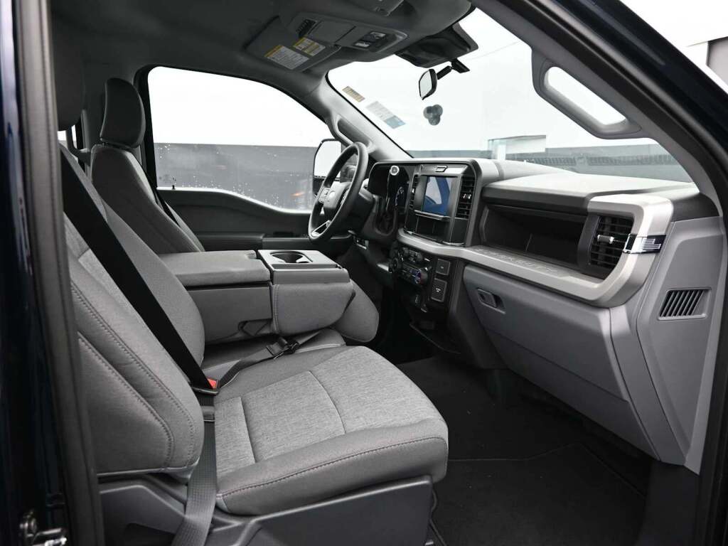 2025 Ford F-250 XL