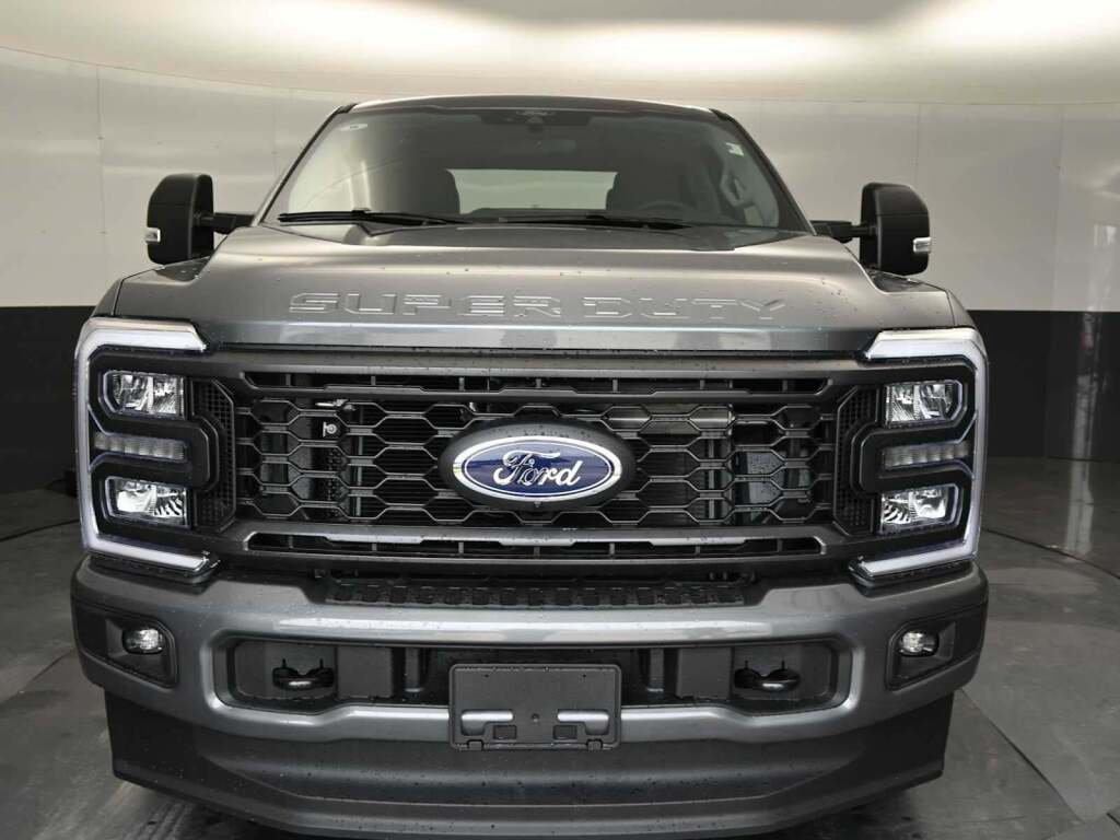2025 Ford F-250 Super Duty XL